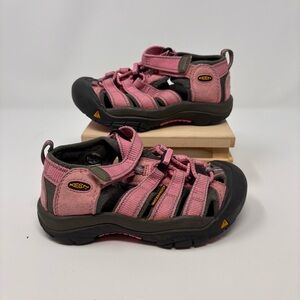 KEEN Newport Premium Satchel Pink Sandals Size Toddlers 10